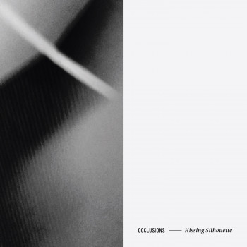 Kissing Silhouette - Occlusions