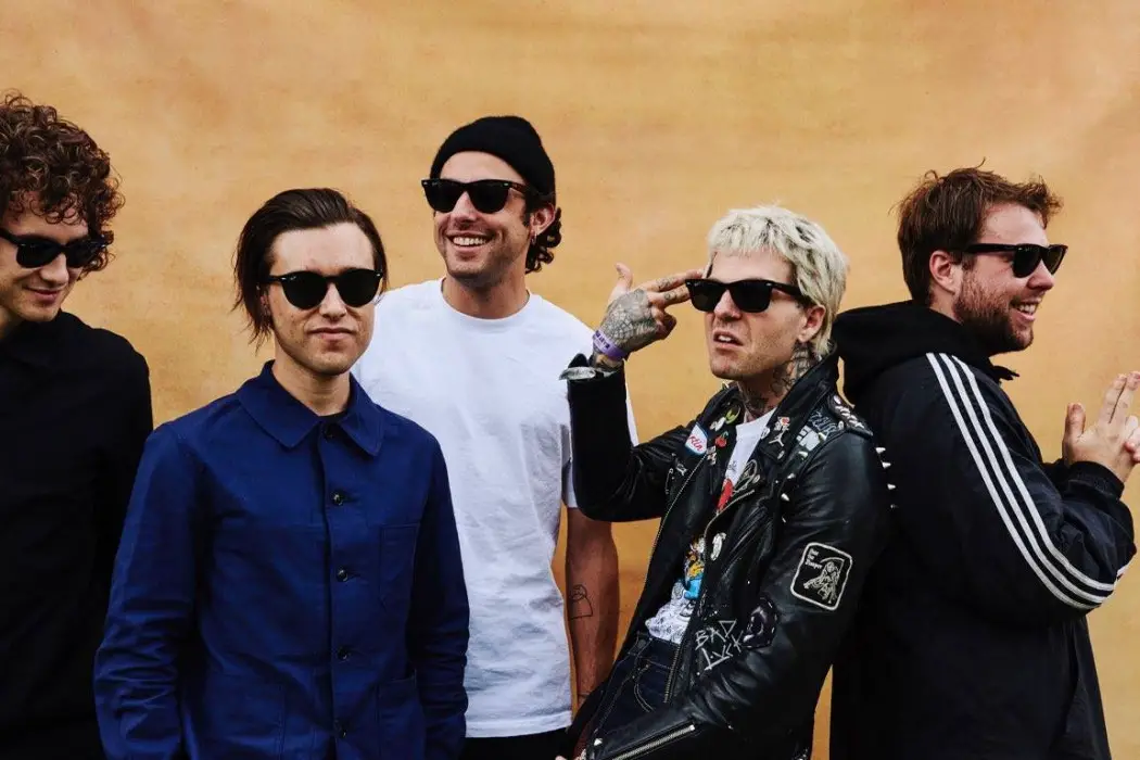 4 Songs by The Neighbourhood You Should Be Listening To
