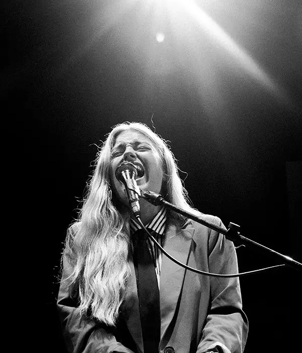 Ashe at Bowery Ballroom © Nicole Almeida