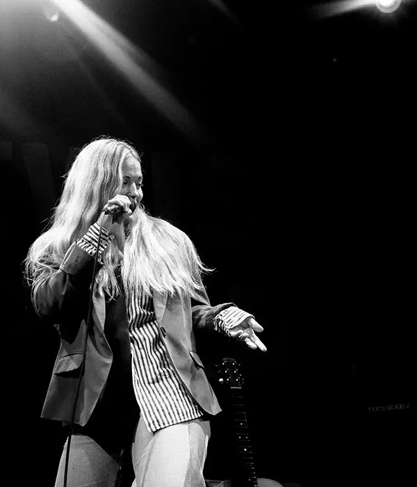 Ashe at Bowery Ballroom © Nicole Almeida