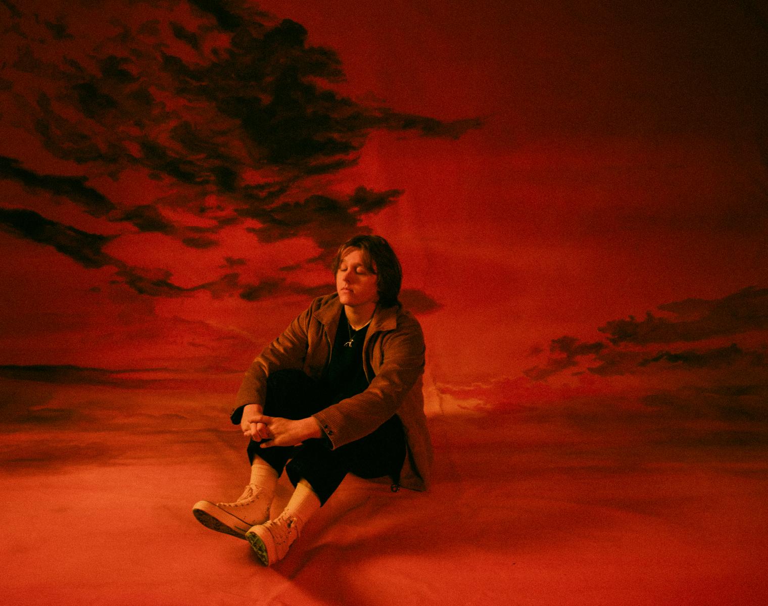 LEWIS CAPALDI - DIVINELY UNINSPIRED TO A HELLISH EXTENT