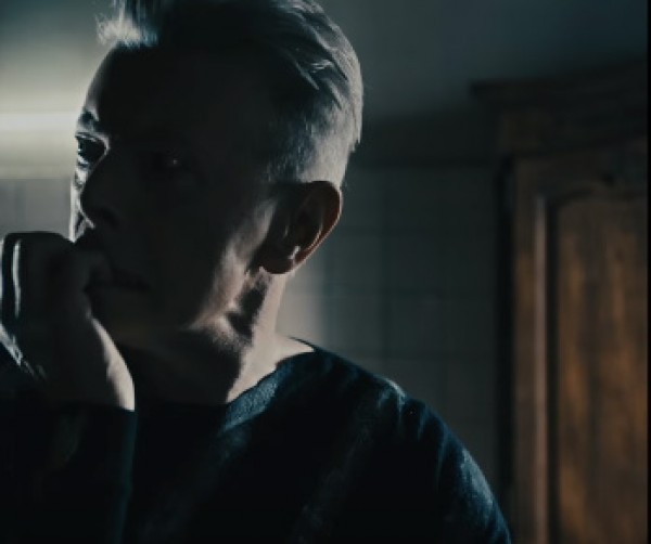 David Bowie "Lazarus" video