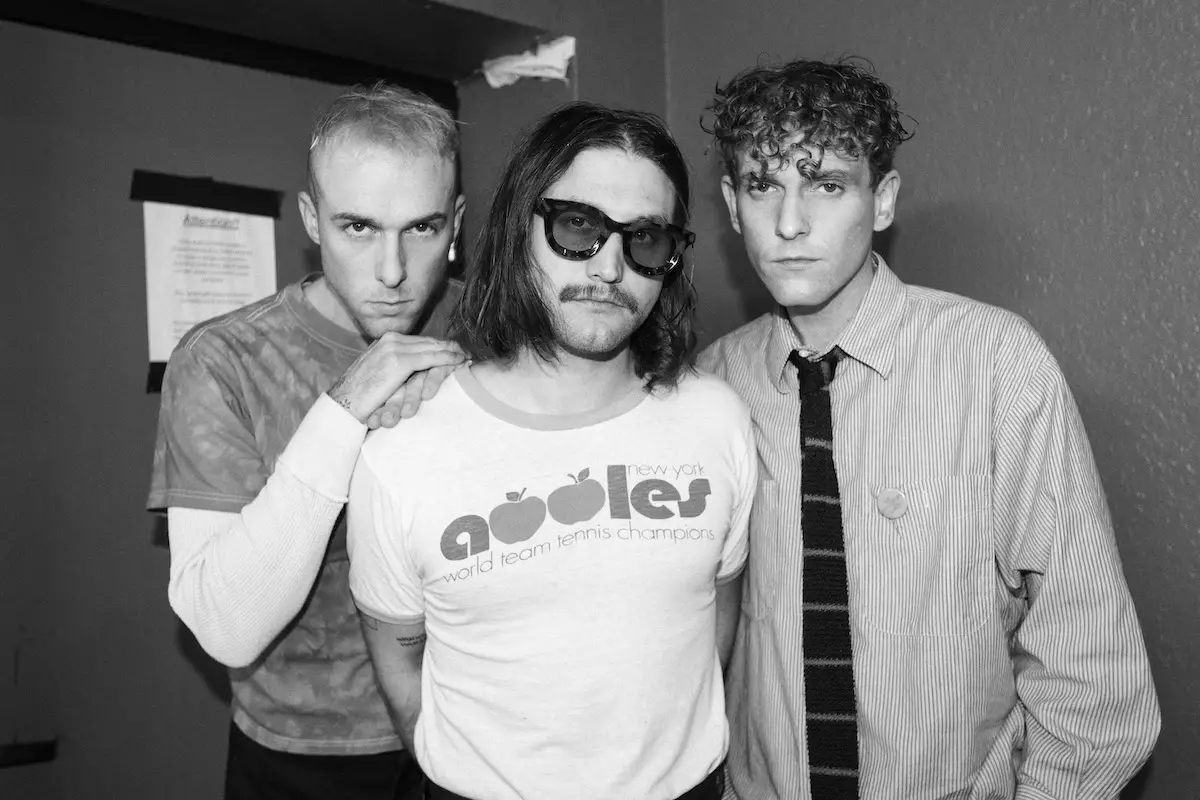 COIN – Take The Stairs Lyrics