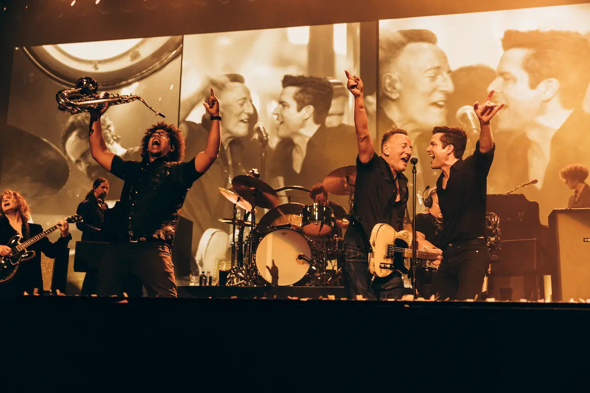 The Killers & Bruce Springsteen at Madison Square Garden on 10/01/2022 © Chris Phelps