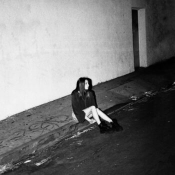 tonight i don't exist - Ayleen Valentine